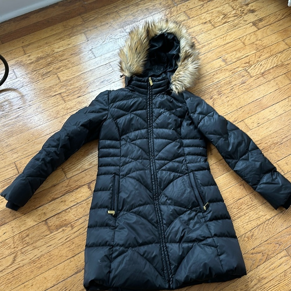 Jones New York Quilted Black Snow Jacket with Faux Fur Trim